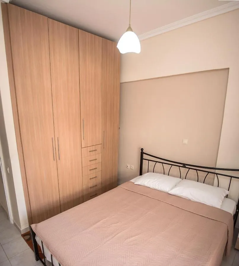Savvas Apartment Nea Plagia
